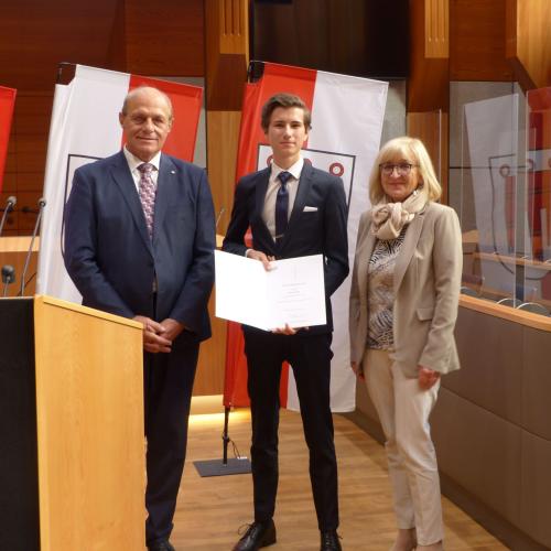 Zweiter Preis beim "Future Award der Justiz" für Fabian Thöny 1