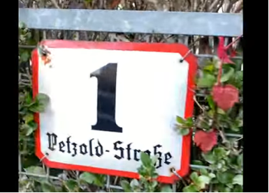© Tobias Wolff, Privat Dichterstraßen, Petzoldstraße Tobias Wolff 7a, SJ 2021-22