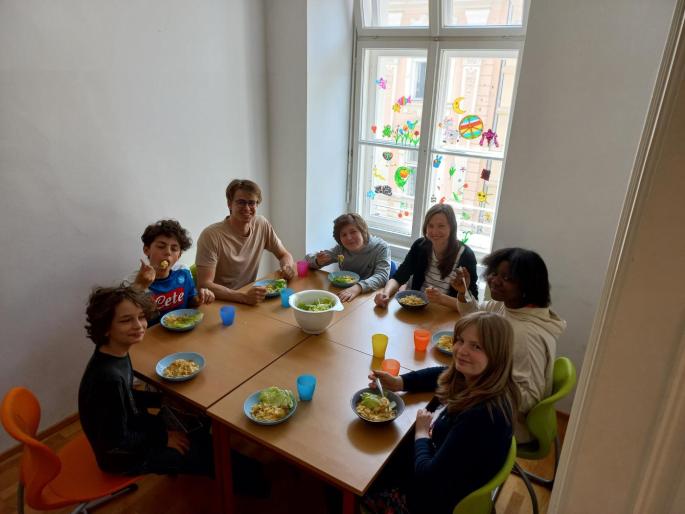 © Linus Konzett, Privat „Gsiberger Käsknöpfle“ am Cooking Friday in der TABE, Mai 2023