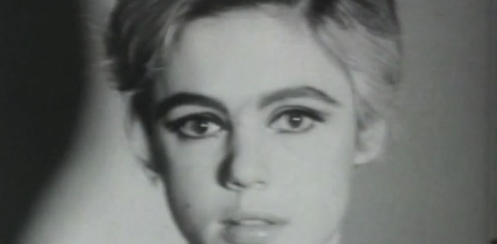 BE: online Filmseminar mit der 6d Klasse und der Regisseurin Kersti Jan Werdal - Filmstill aus Screen Tests von Andy Warhol BE: online Filmseminar mit der 6d Klasse und der Regisseurin Kersti Jan Werdal - Filmstill aus Screen Tests von Andy Warhol