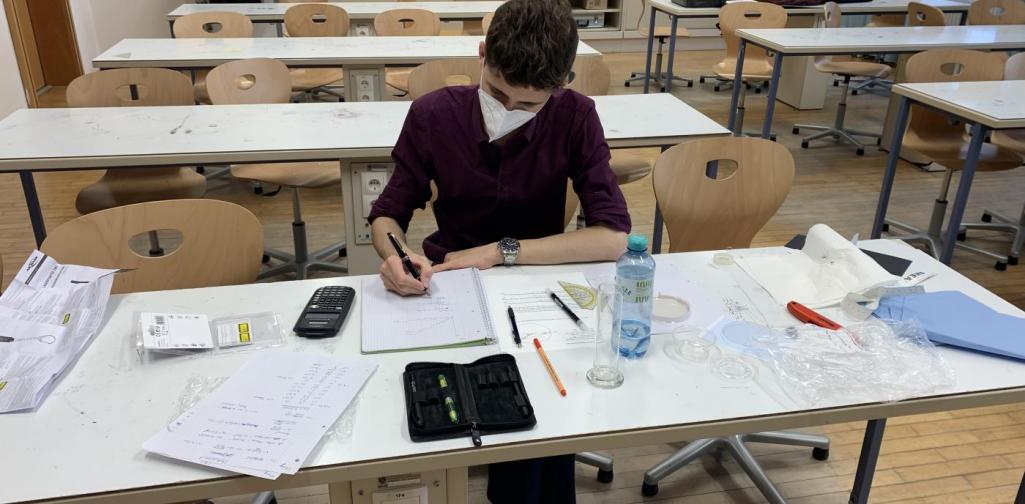 Physikolympiade 2021c Physikolympiade 2021c